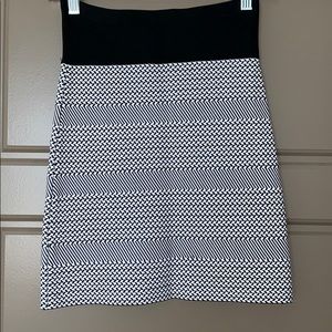 BCBGMAXAZRIA pencil skirt